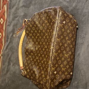Artsy knock off LV